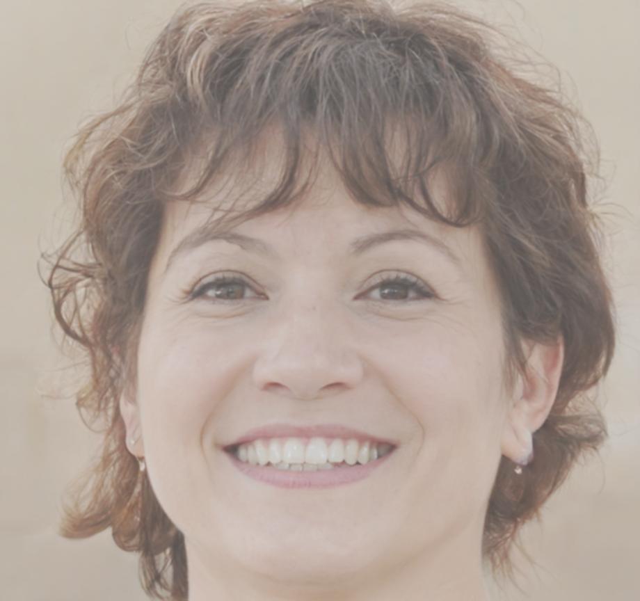 サービス統括部長の吉田恵美氏のプロフィール写真